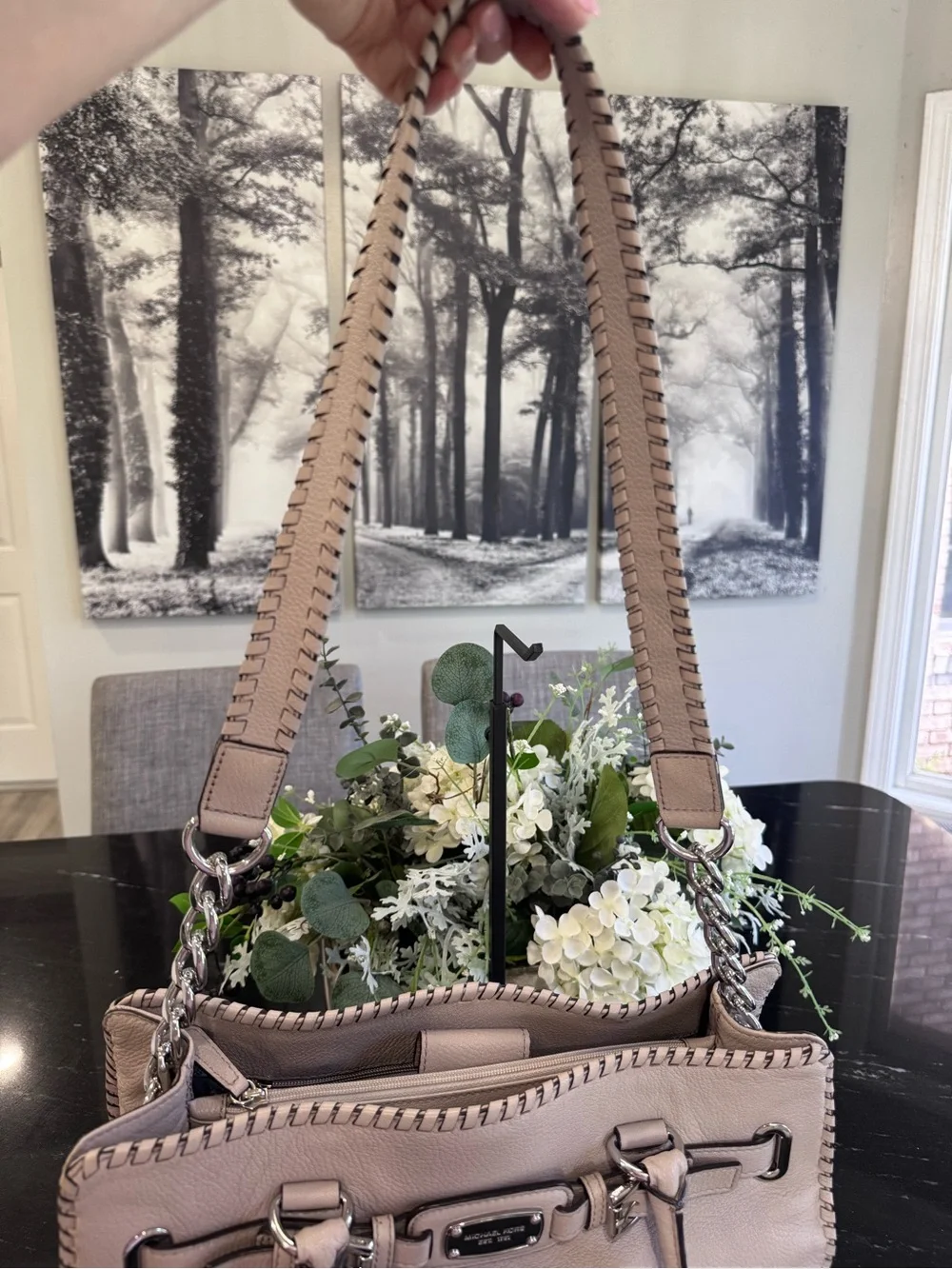 🤎Michael Kors Hamilton Whipped Leather Large Satchel Shoulder Bag – Light Taupe
